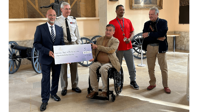 Remise des dons au Cercle Sportif de l’Institution Nationale des Invalides